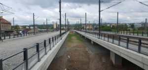 Nová železniční estakáda v Praze Holešovicích