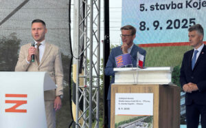 Ze slavnostního zahájení stavby dvoukolejné trati z Kojetína do Přerova.
