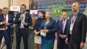 Expozice Asociace podniků českého železničního průmyslu (ACRI) na veletrhu TRAKO 2025