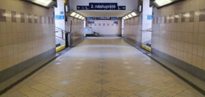 Pochod na nádraží ve Valašském Meziříčí