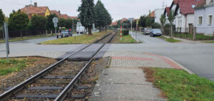 Cesta na nástupiště na zastávce Vysoké Mýto město