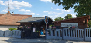 Náměšť nad Oslavou Občerstvení u nádraží