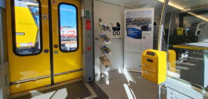 Místo pro kočárky v jednotce Flirt