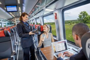 Cestování 1. třídou ČD. Ilustrační obrázek ČD