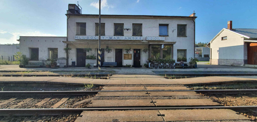 Vlaková nádraží Hlubočky-Mariánské Údolí