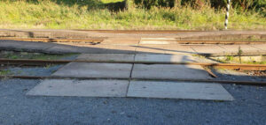 Přechod kolejí na nádraží v Hlubočkách-Mariánském Údolí