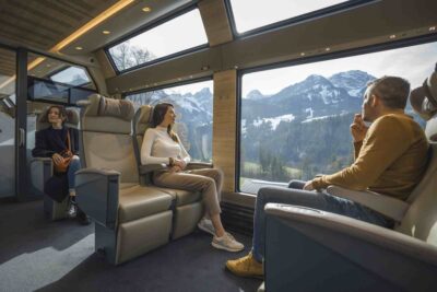 Třída Prestige ve vlaku Golden Pass Express, luxusní sedačky dodala česká společnost Borcad