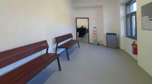 Čekárna ve stanici Kořenov