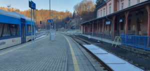 Tanvaldské Nástupiště 1A / Kolej 1a