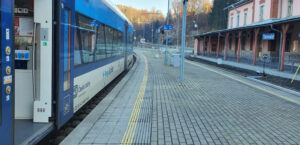 Tanvaldské Nástupiště 1A / Kolej 2a