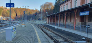 Tanvaldské Nástupiště 1A / Kolej 1a