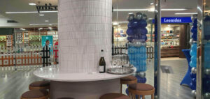 ČD Lounge v Praze, zásuvky na 230 V