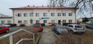 Příchod a parkování u nádraží v Moravanech