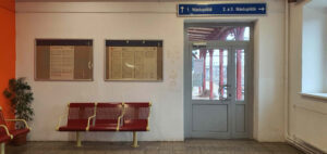 Čekárna, veranda a pokladna na nádraží Moravany