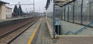 Nádraží v Moravanech a 3. nástupiště