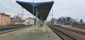 Vlaková stanice Moravany, druhé nástupiště