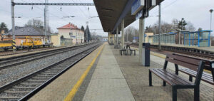 Vlaková stanice Moravany, druhé nástupiště