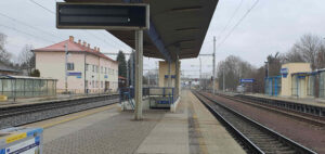 Vlaková stanice Moravany, druhé nástupiště