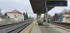 Vlaková stanice Moravany, druhé nástupiště