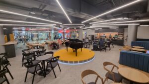 Čekárna RegioJet Lounge v Praze na hlavním nádraží