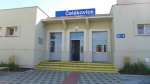 Přístup na nádraží v Čelákovicích