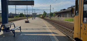 Nádraží v Týništi nad Orlicí: nástupiště 2 / kolej 3