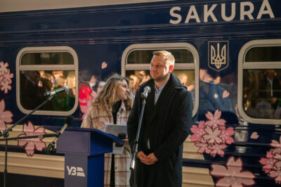 Slavnostní představení nového ukrajinského vlaku Sakura