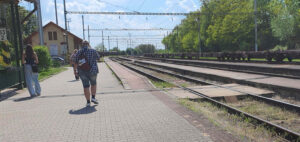 Nádraží Smiřice, nástupiště u 1. koleje
