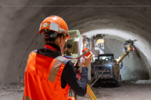 Budování železničních tunelů pokračuje. Ilustrační obrázek OEBB