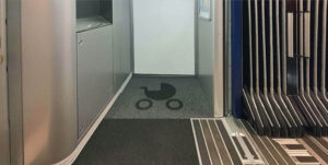 Místo pro kočárek ve vlaku ComfortJet, vůz Bbmpz 884
