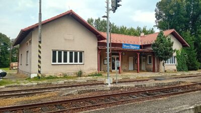Vlakové nádraží Trhový Štěpánov, zdroj Wikimedia Commons