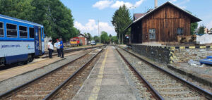 Vlakové nádraží Litovel předměstí, nástupiště u koleje 2